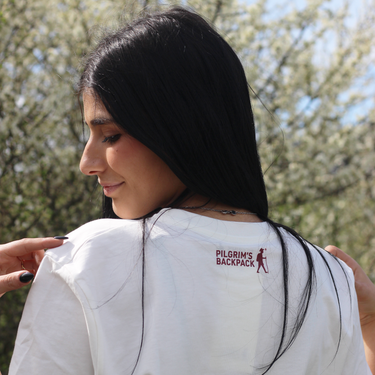 CREAM T-SHIRT - WALK LIGHT PILGRIM'S BACKPACK